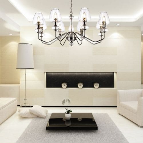 Lustre baroque Armand, Elstead Lighting, dans une pièce noir et blanc aux allures modernes